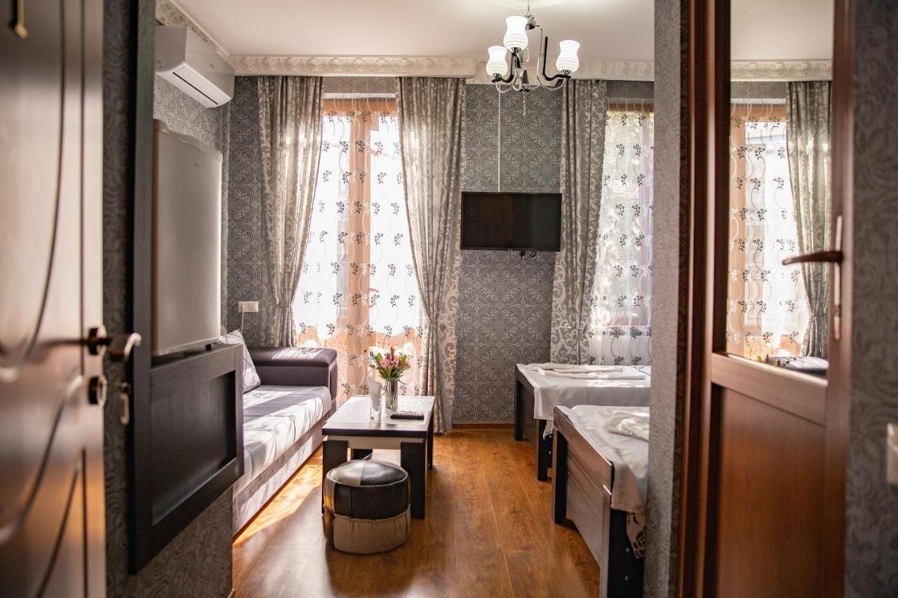 Family Hotel Kolorit Old Tbilisi Exterior foto
